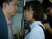 जापान चुंबन और ट्रेन में हस्तमैथुन