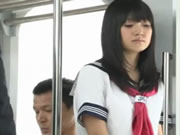 जापान मिठाई छात्र पर ट्रेन