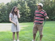 गोल्फ टूर्नामेंट मुखमैथुन के बाद जापानी